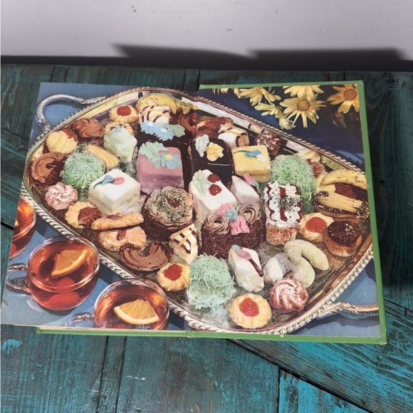 The American Woman's Cook Book 1960s - Picture 8 of 11
